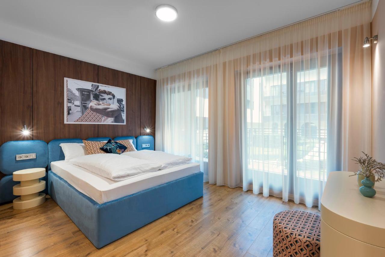 King Room with Balcony